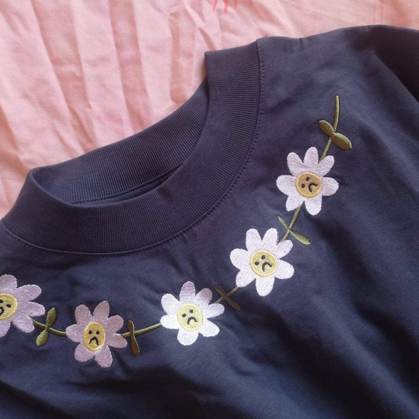 DAISYBOY Embroidered Oversized T-shirt x Milunita Shop Sad Daisy